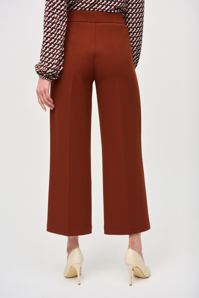 Scuba Crepe Wide-Leg Pull-On Cropped Pants (243055)