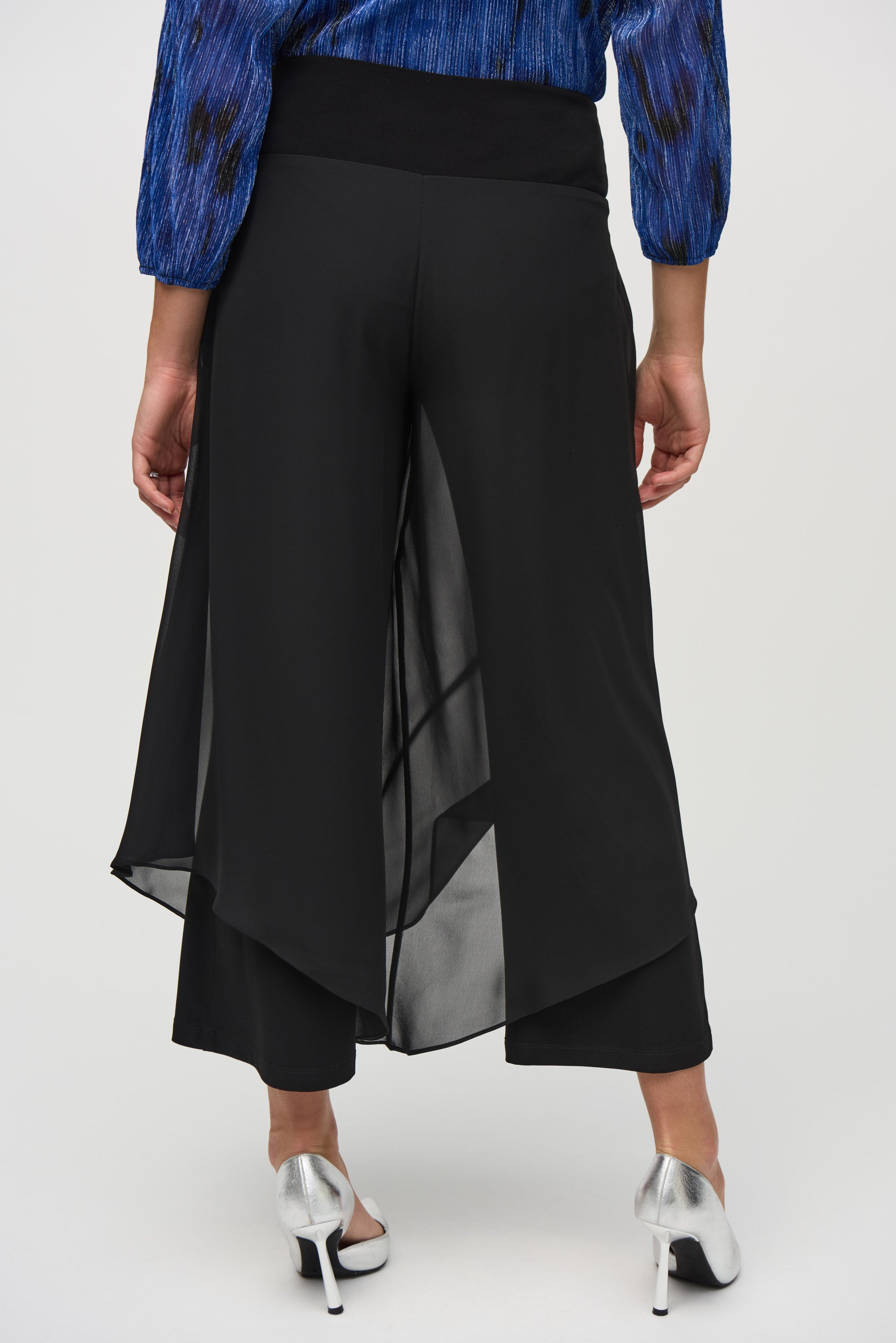 Essential Chiffon and Silky Knit Wide Leg Pants (244208)