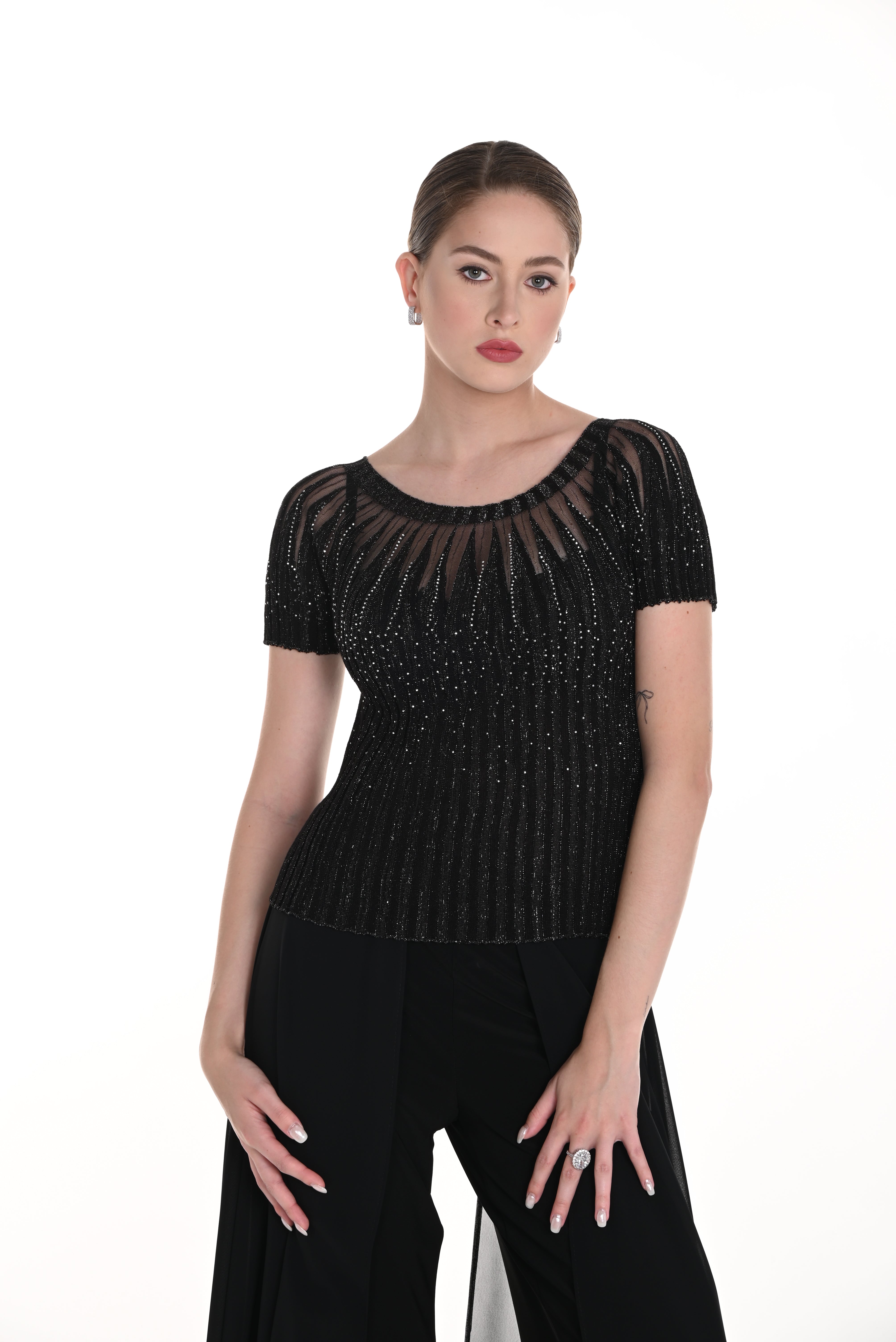 Embellished Short Sleeve Top (258719U)